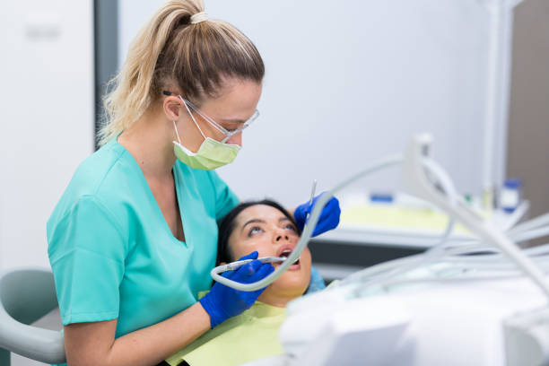 Best Emergency Tooth Extraction in Fall River, WI